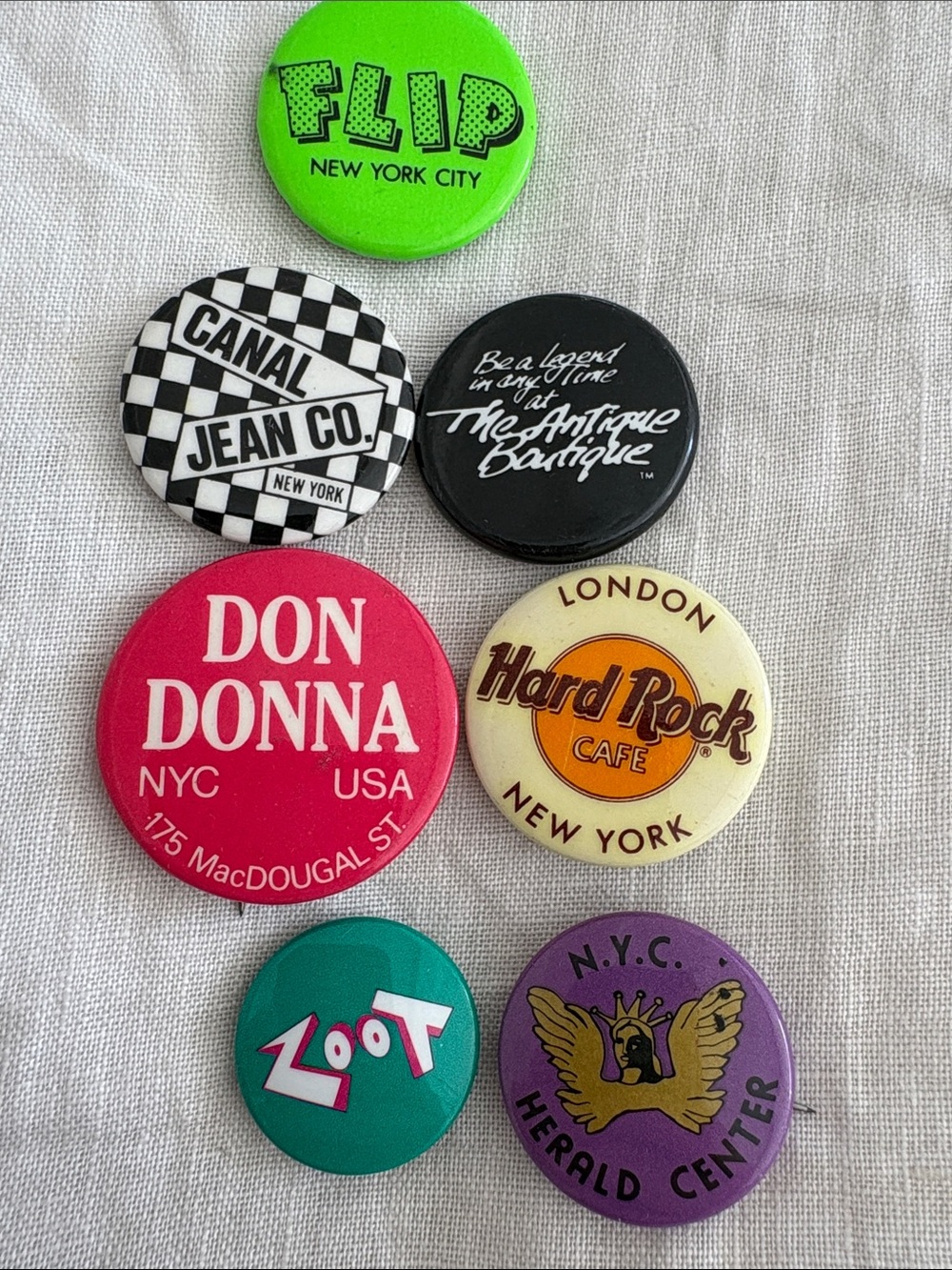 80’s VINTAGE BUTTON ASSORTMENT